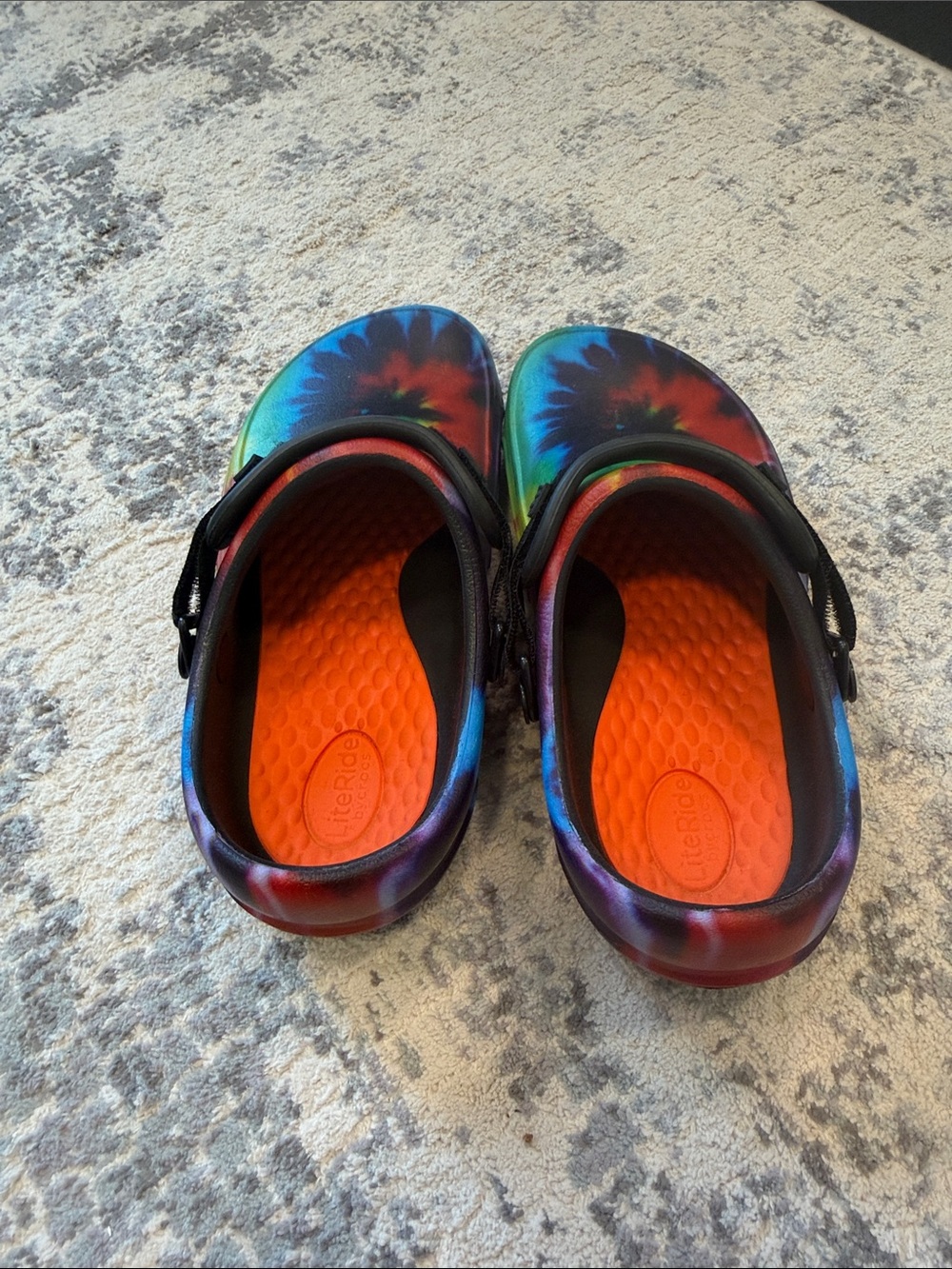 Tie-Dye Women’s Crocs with LiteRide - Picture 3 of 5